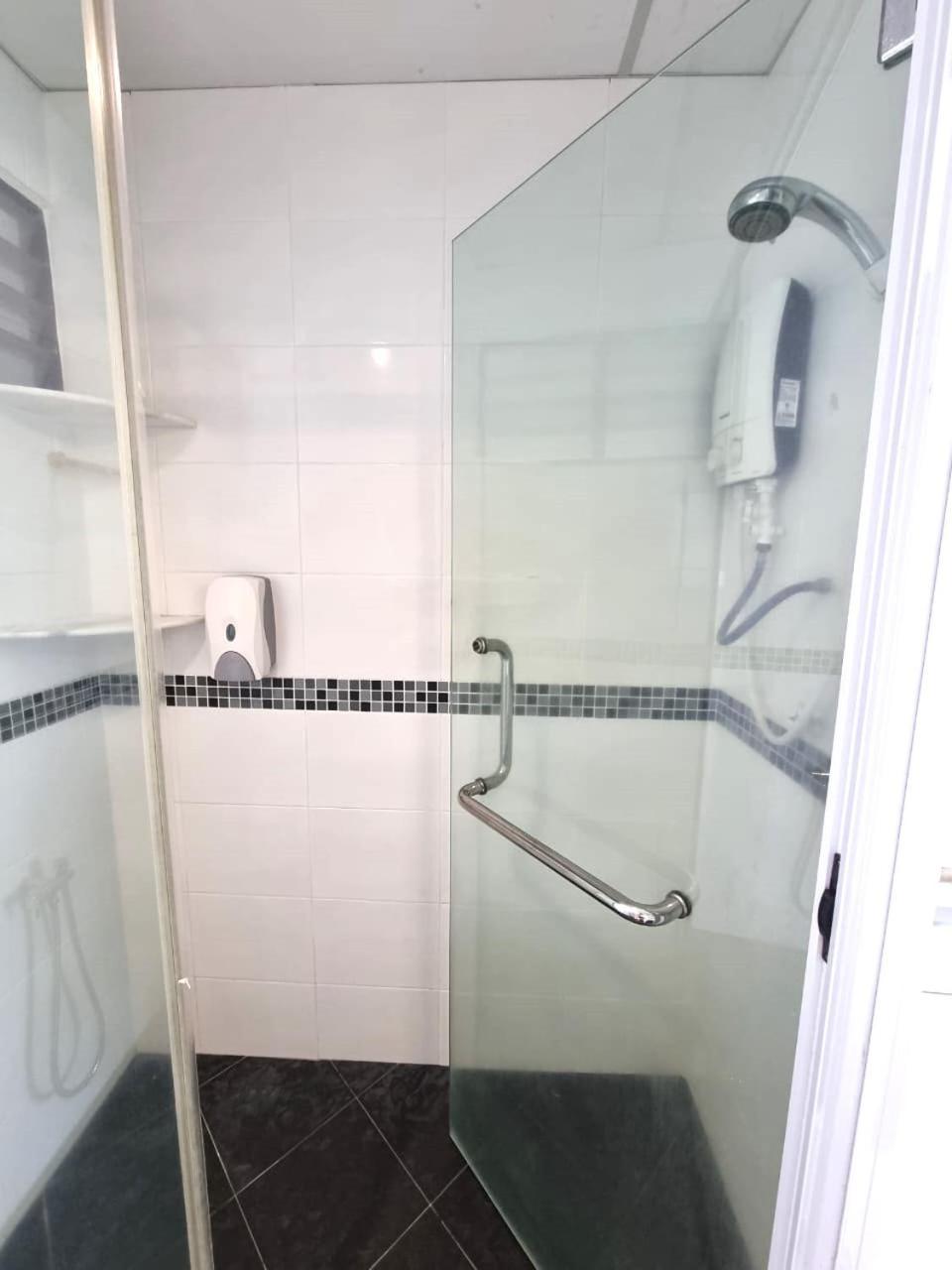 Green Ocean Seaview Apartment Batu Feringgi Dış mekan fotoğraf