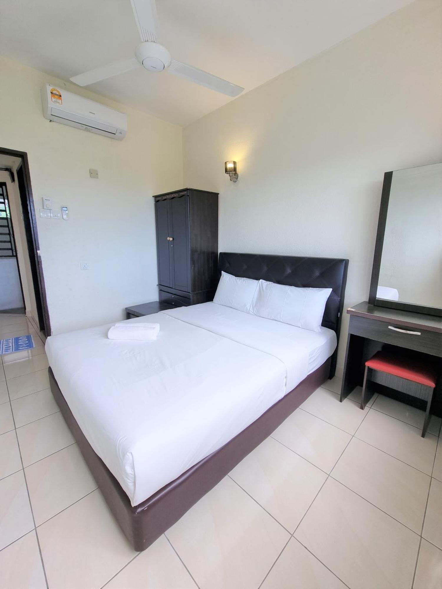 Green Ocean Seaview Apartment Batu Feringgi Dış mekan fotoğraf